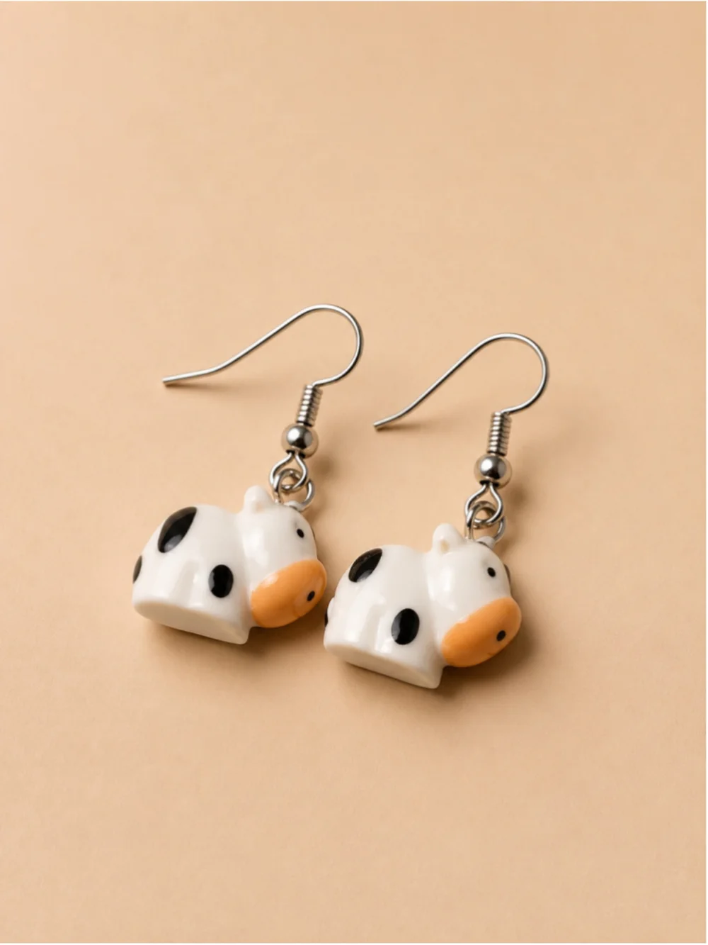 Women's Unbranded Cow Earrings One Size White Black